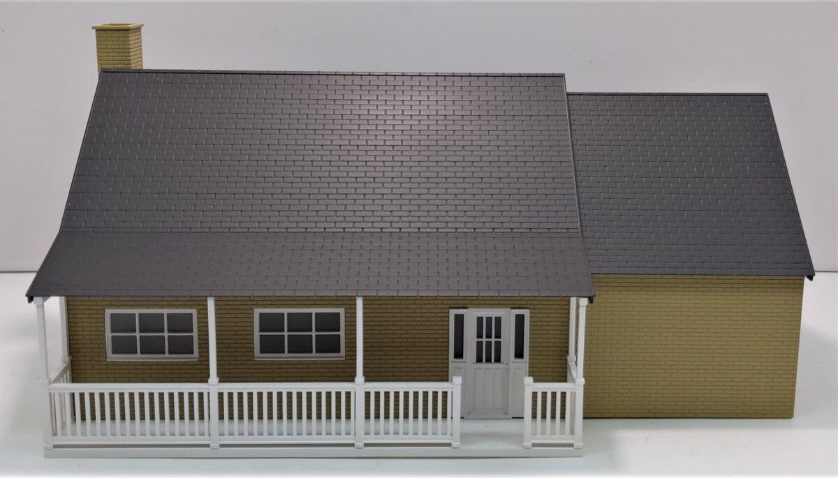 Lionel 6-34111 O Gauge Deluxe Fieldstone House With Lights NIB