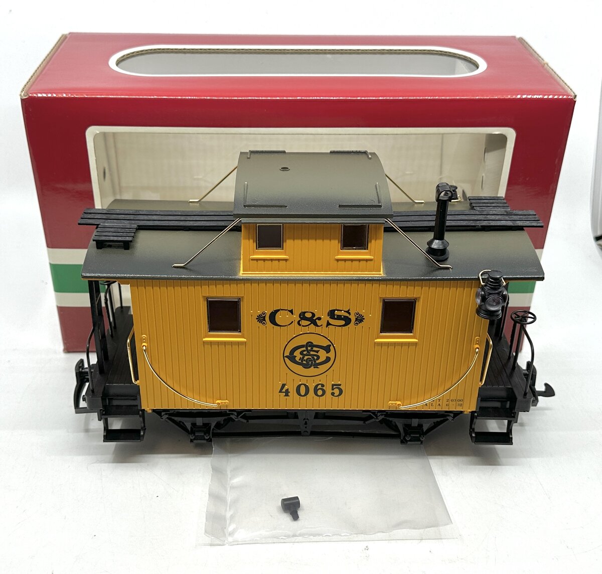 LGB 4065-G01 G Scale Colorado & Southern Yellow Caboose LN/Box
