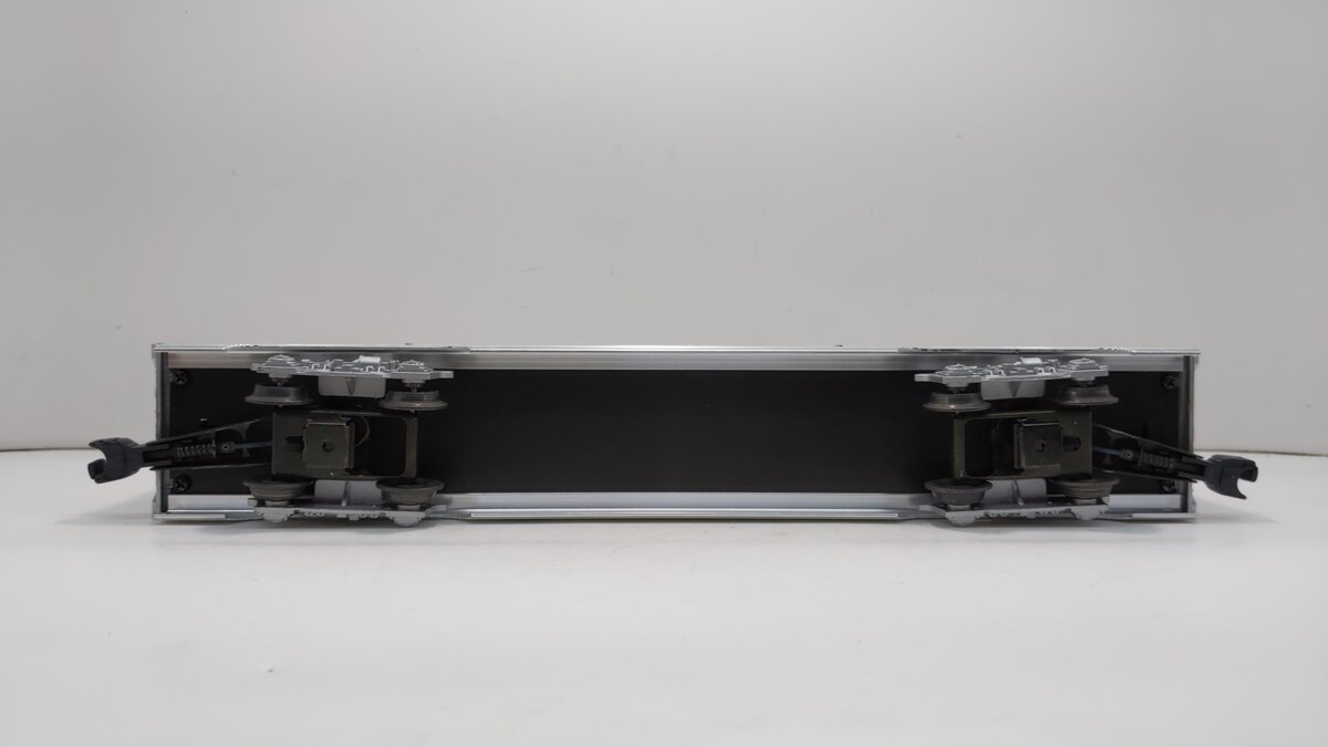 Lionel 6-19160 O Gauge Lionel Lines 2530 REA Aluminum Baggage Car EX/Box