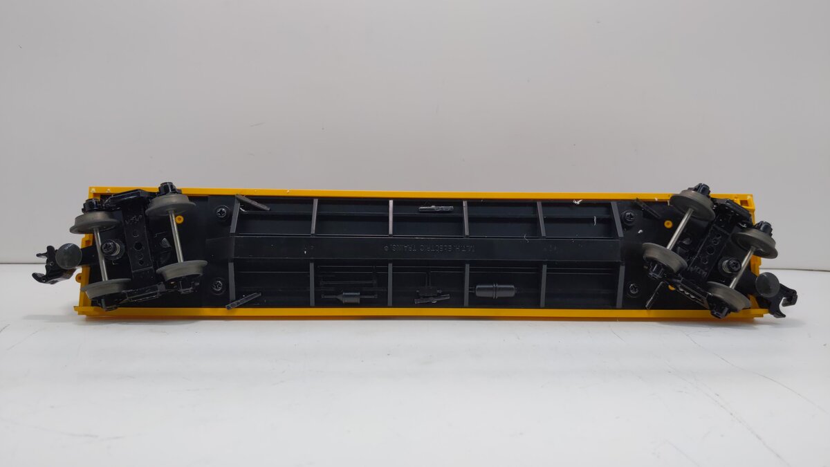 MTH 20-98358 O Gauge Caterpillar Flatcar with 3 Wheel Loaders LN/Box