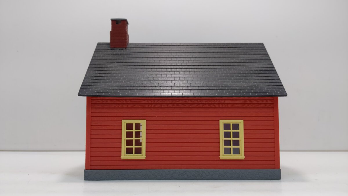 MTH 30-90011 O Red Oxide & Cream Work House #2 LN