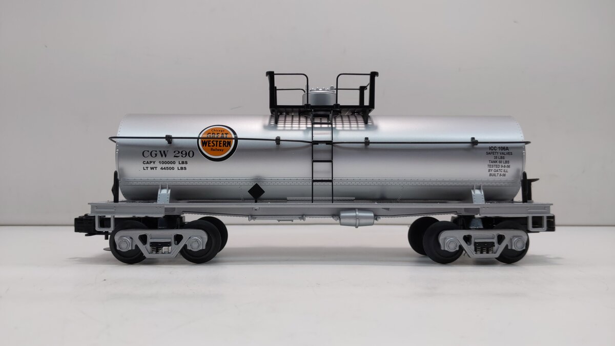 MTH 30-7391 O Gauge Chicago Great Western Single Dome Tank Car #290 LN/Box