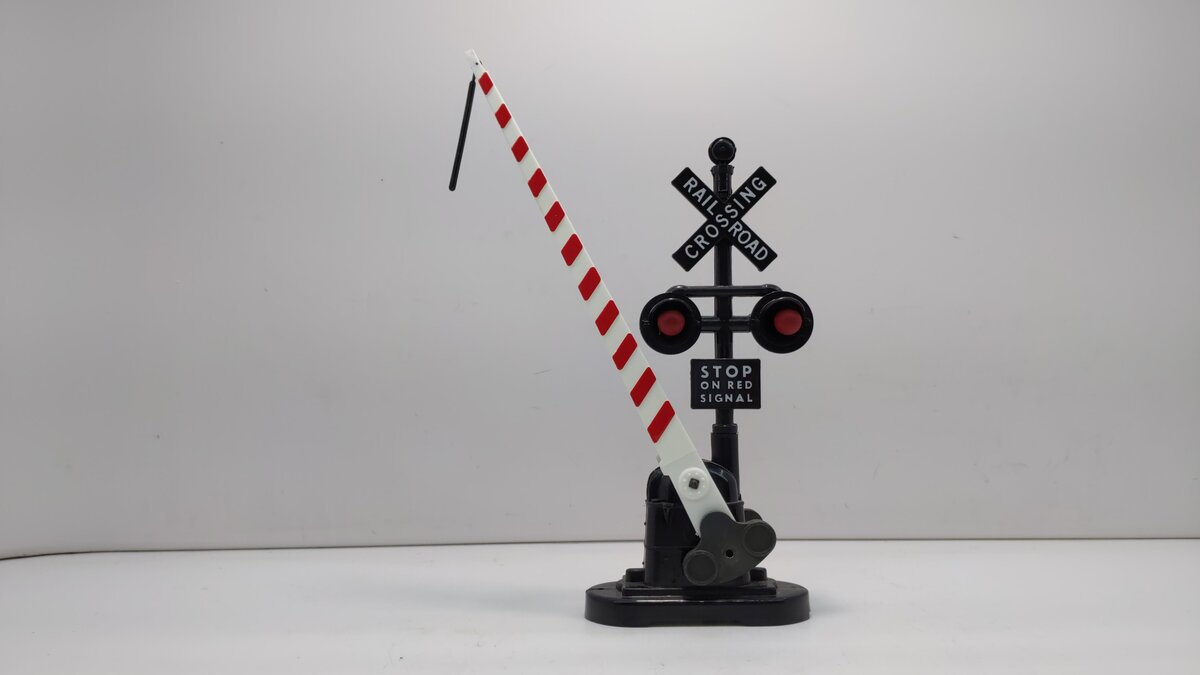 Lionel 6-62162 O Operating Crossing Gate & Signal