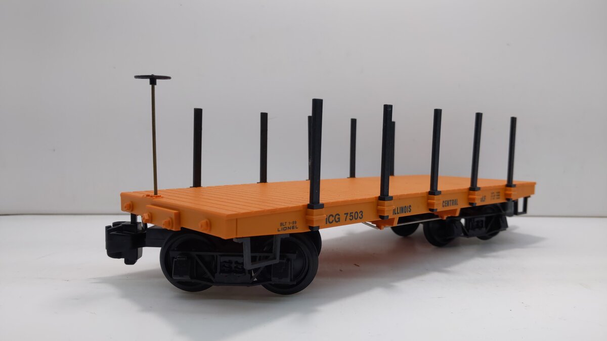 Lionel 8-87503 G Scale Illinois Central Gulf Flatcar w/Stakes EX/Box