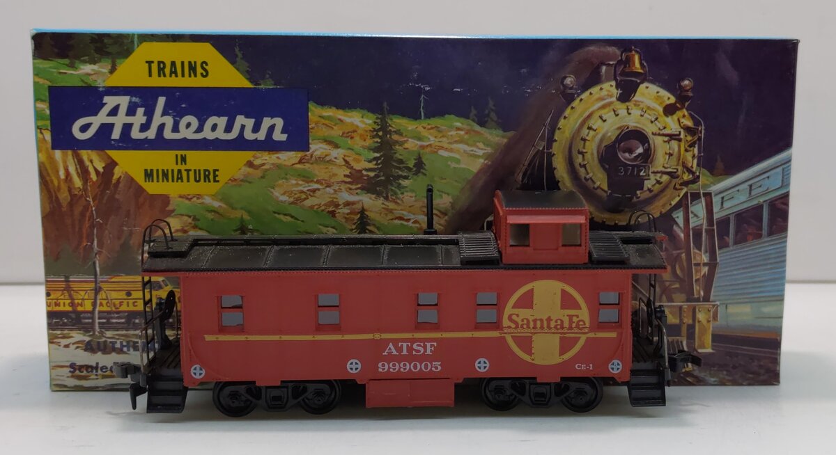 Athearn 1269 HO Scale ATSF Caboose