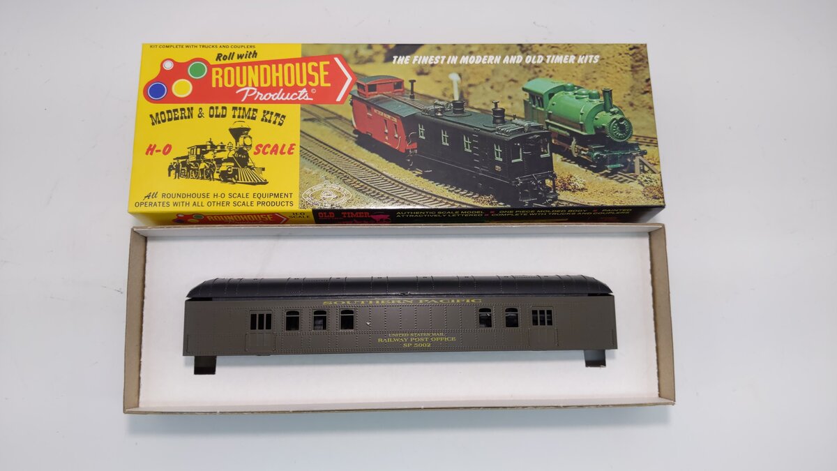 Roundhouse 6121 HO Scale Southern Pacific Passenger Car Kit