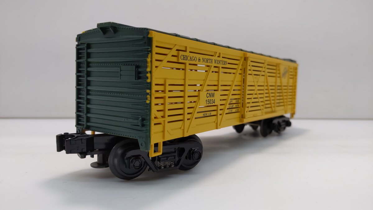 MTH 33-7702 O Gauge Chicago & Northwestern Stock Car #15034 NIB