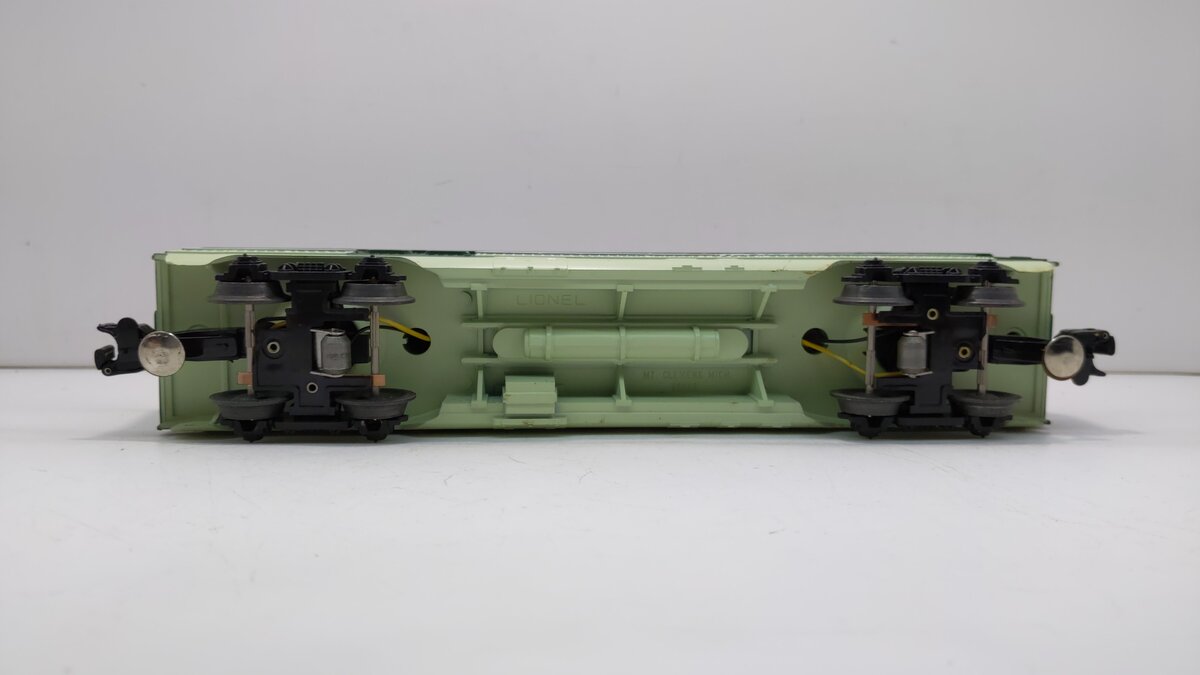 Lionel 6-16035 O Gauge Northern Pacific Combination Passenger Car LN/Box