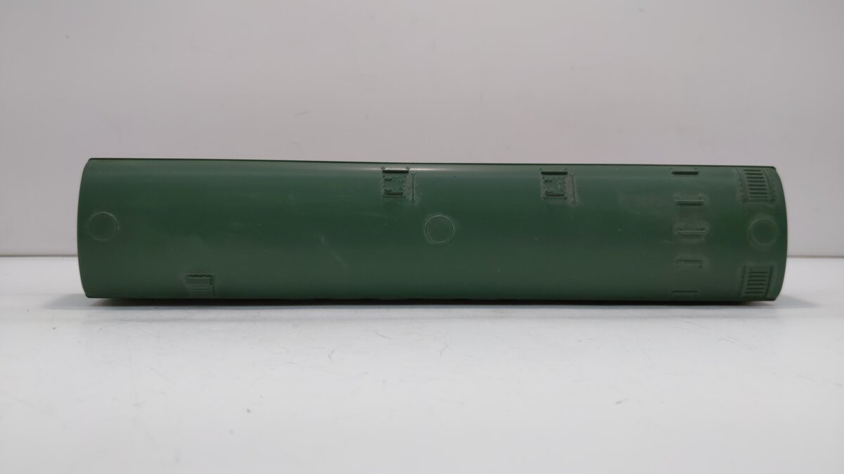 Lionel 6-16038 O Gauge Northern Pacific Coach Passenger Car NIB