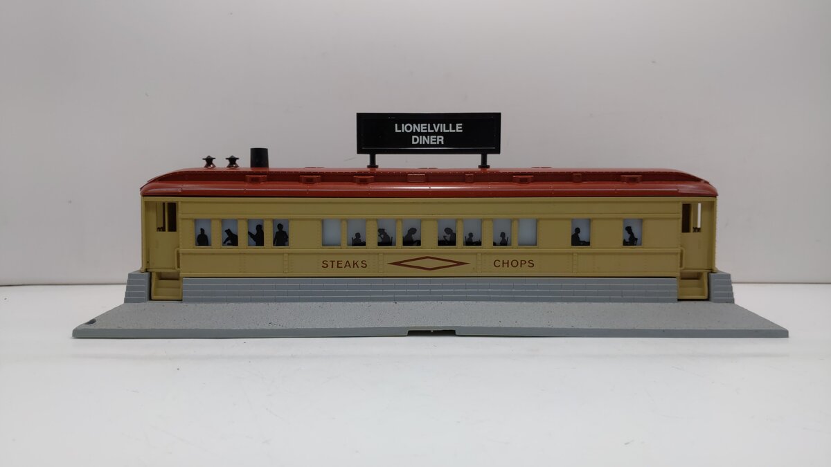 Lionel 6-12722 O Gauge Illuminated Roadside Diner w/Smoke Stack LN/Box