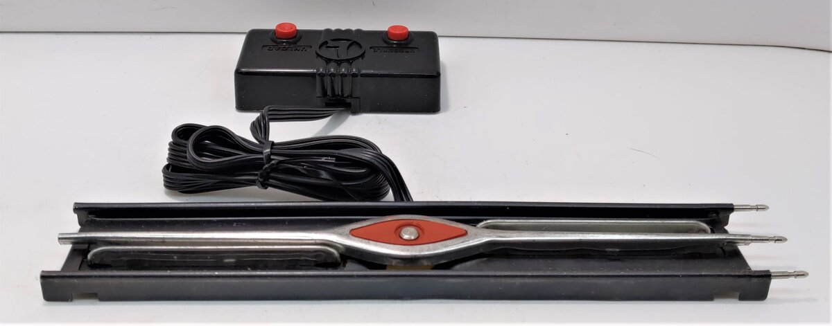 Lionel 6-12746 O27 Gauge Operating Uncoupling Remote Control Track