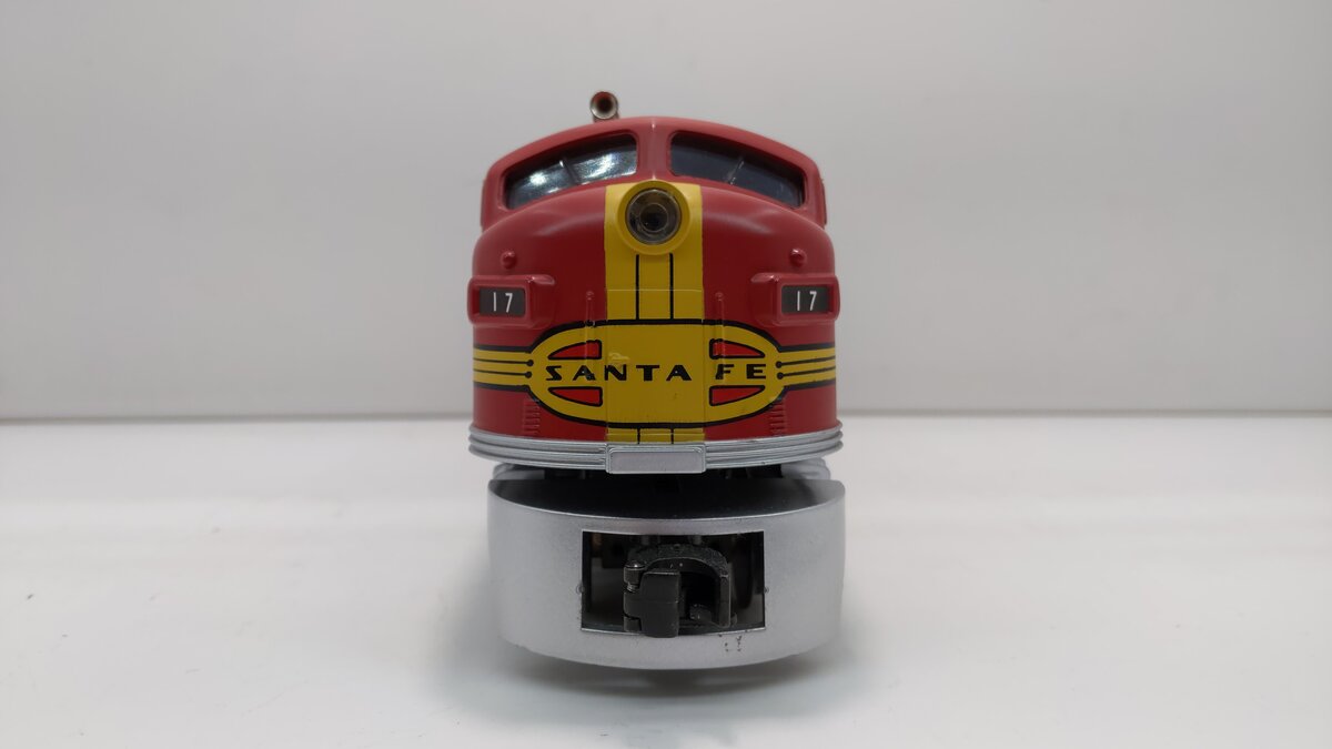 MTH 30-2137 O Gauge Santa Fe EMD F3 Non-Powered Diesel Locomotive #17 LN/Box