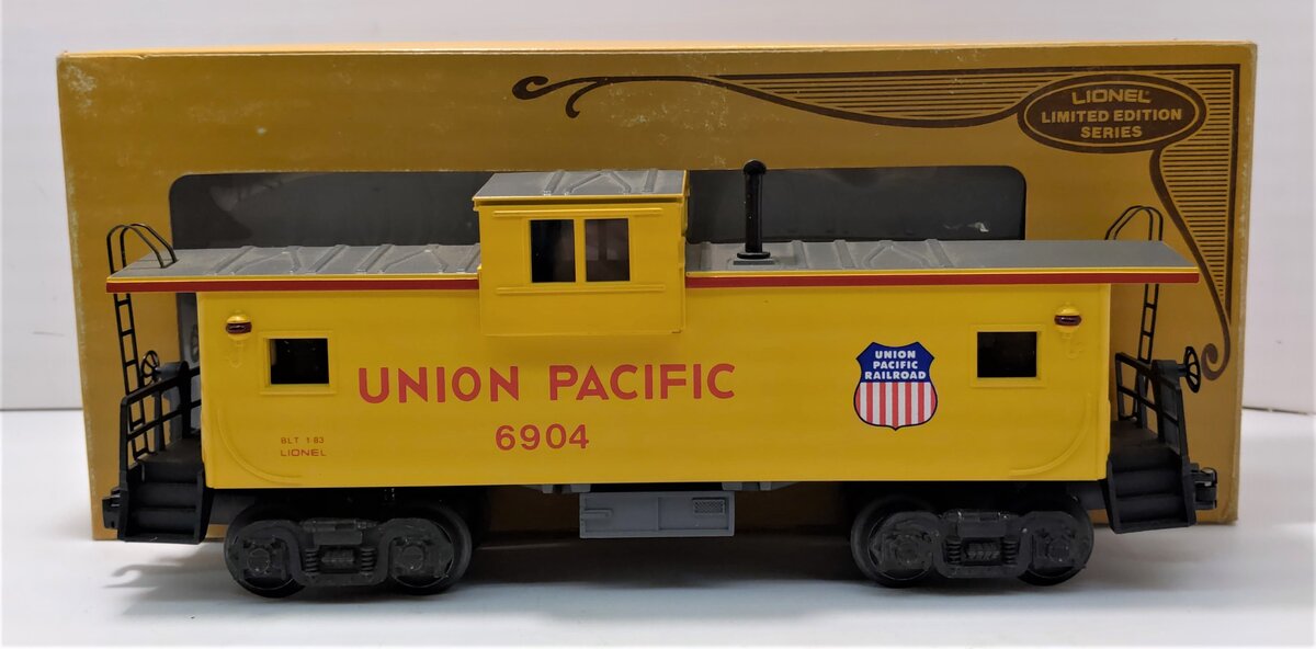 Lionel 6-6904 "O-Gauge" Union Pacific Extended Vision Caboose LN/Box