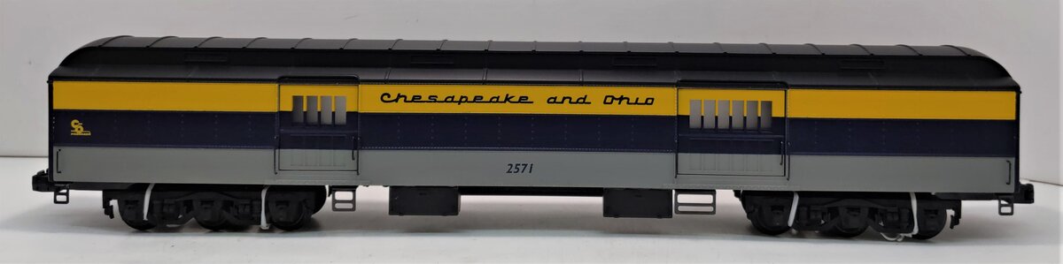 Lionel 6-19088 O Chesapeake & Ohio Heavyweight Baggage Car #2571 EX/Box