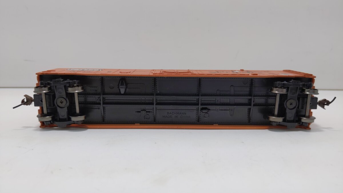 Bachmann 18025 HO Frisco 50' Plug-Door Box Car #15034