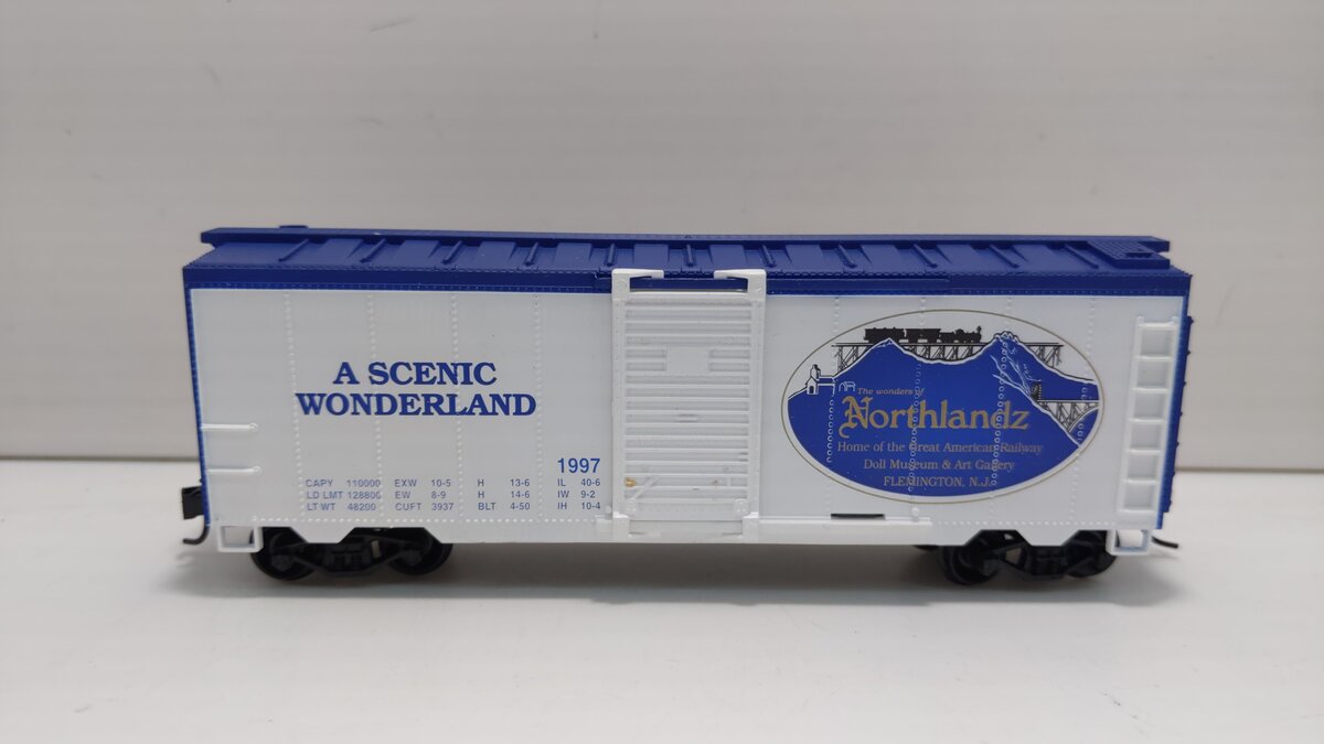 Life Like 8584 HO Scale Northlandz 40' Box Car #1997 LN/Box