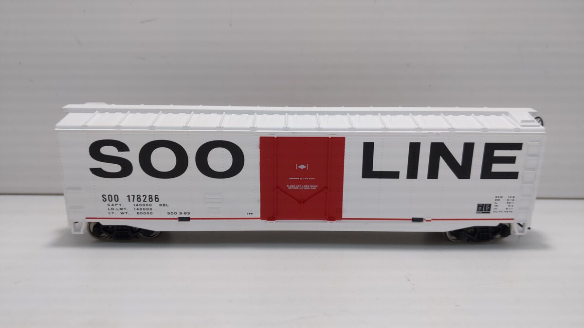 Walthers 931-1671 HO Soo Line 50' Plug-Door Boxcar #178286 - Ready To Run LN/Box