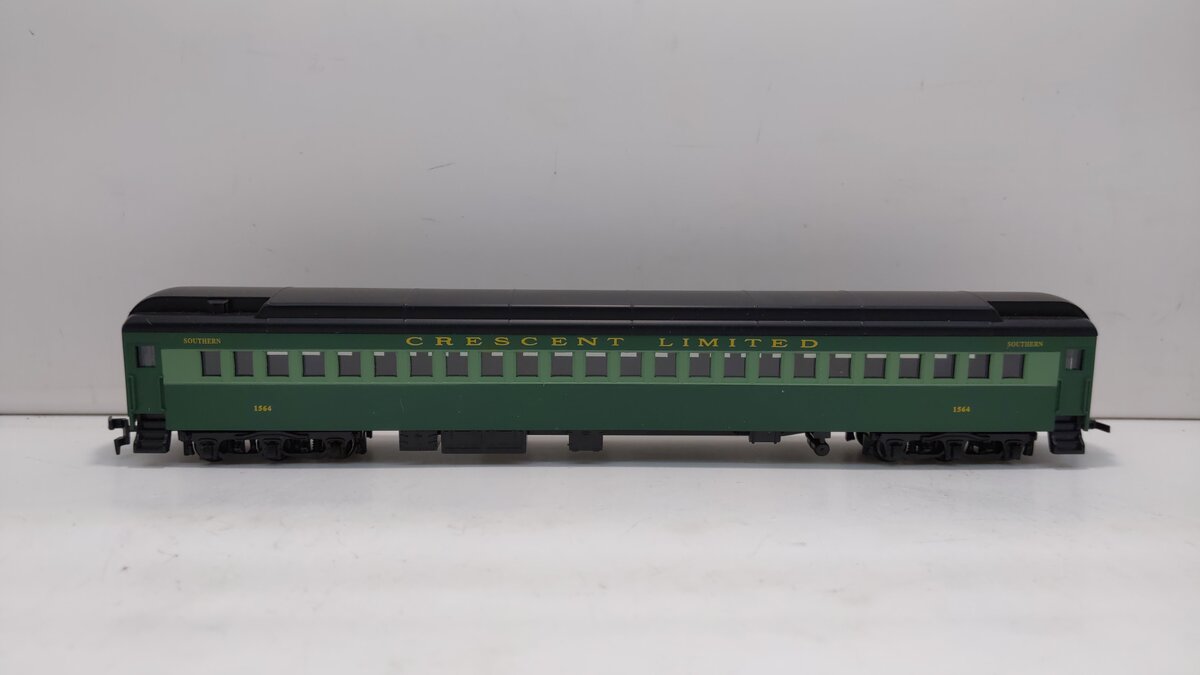 IHC 49631 HO Scale Southern Crescent Limited Heavyweight Coach Car #1564 LN/Box