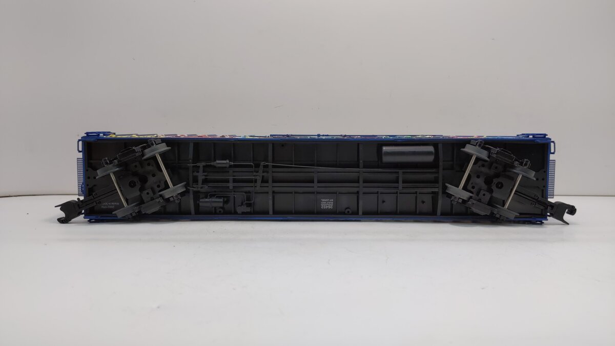 Lionel 2126452 O Golden West Beer Car #149008