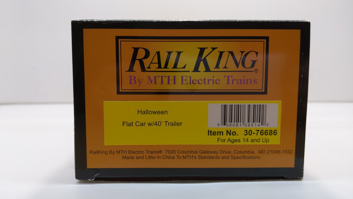 MTH 30-76686 O Halloween Flat Car with 40’ Trailer LN/Box