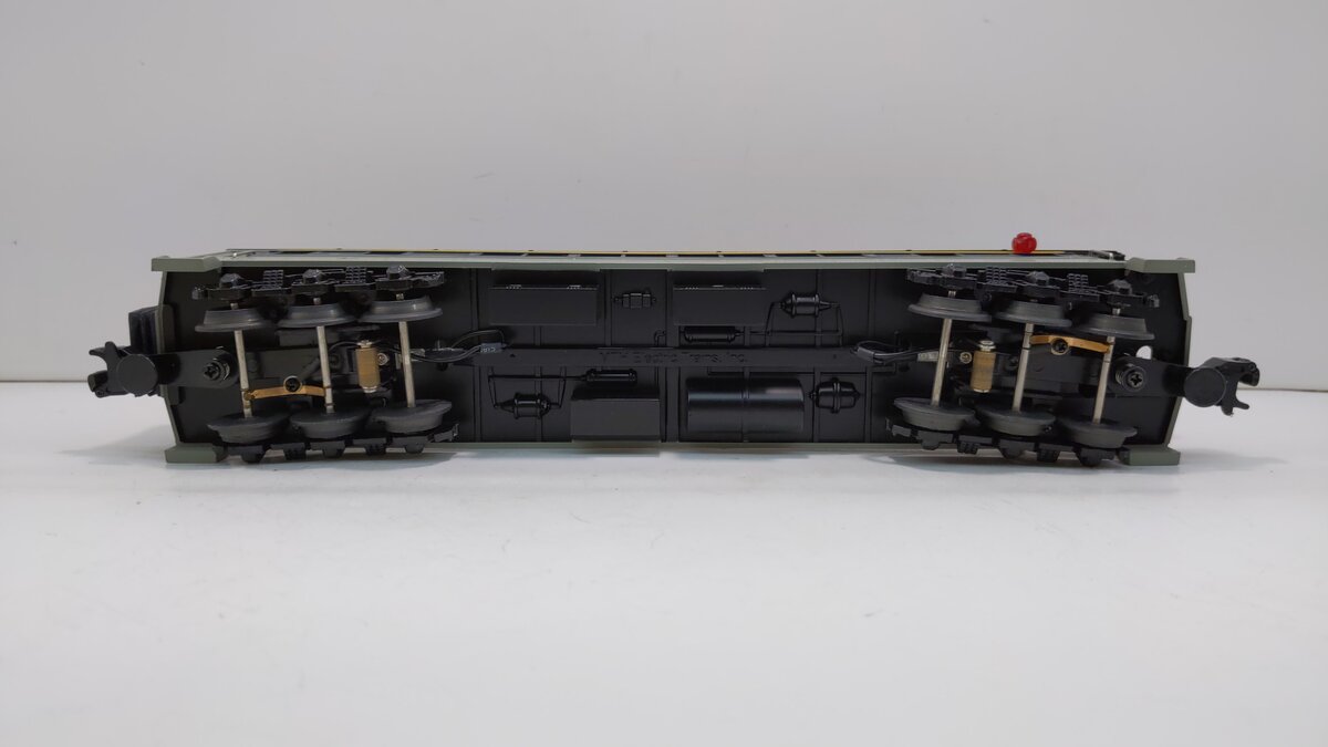 MTH 30-6248-4 Chesapeake & Ohio Madison Observation #1803 LN/Box