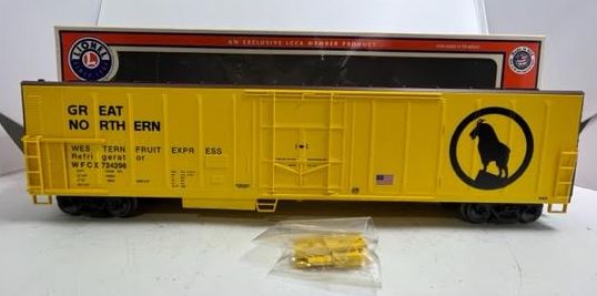 Lionel 3-17502 O Gauge LCCA Great Northern Refrigerator Car #724296 LN/Box