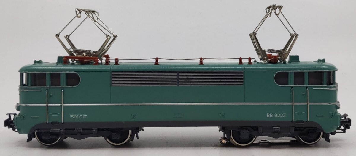 Marklin 3038 HO Scale SNCF BB-9223 Electric Locomotive EX/Box