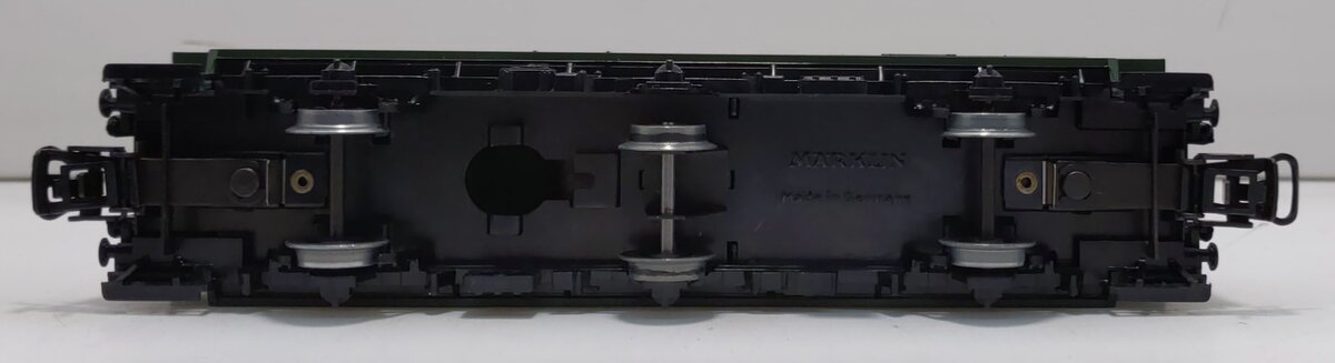 Marklin 4080  HO Scale DB Passenger Car LN/Box