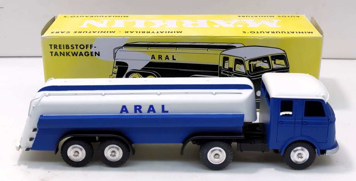 Marklin 18032 HO Scale Diecast 2008 Insider Mercedes Benz ARAL Tanker Truck