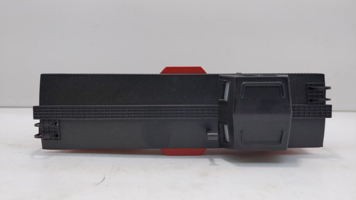 American Flyer 4-9401 S Gauge Baltimore & Ohio Bay Window Illuminated Caboose EX/Box