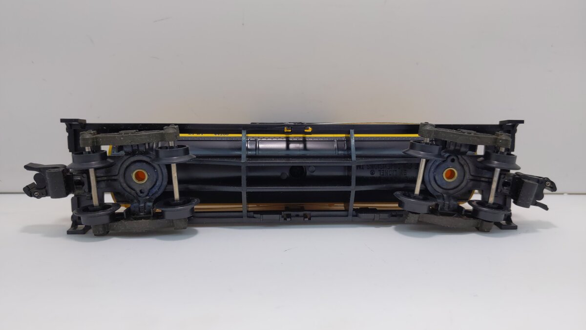 American Flyer 4-9102 S Gauge Baltimore & Ohio Single Dome Tank Car #9102 LN/Box