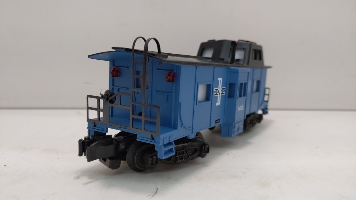 American Flyer 4-9402 S Gauge Boston & Maine Bay Window Caboose EX/Box