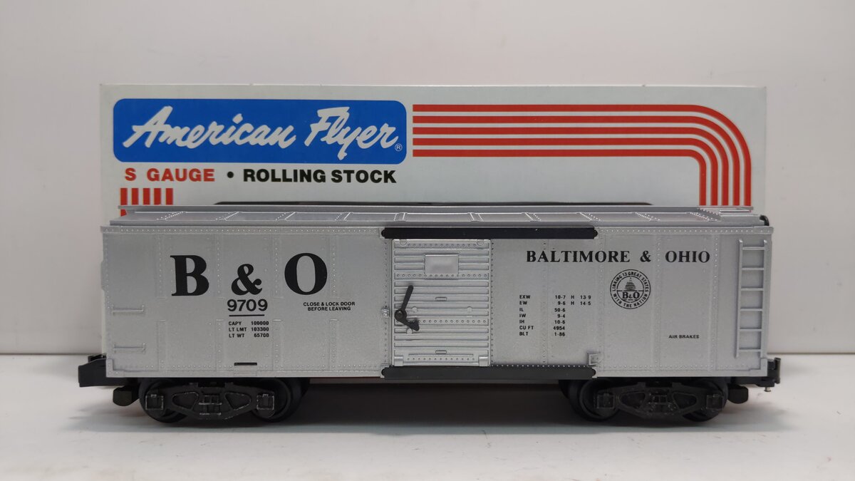 American Flyer 4-9709 S Gauge Baltimore & Ohio Boxcar #9709 LN/Box