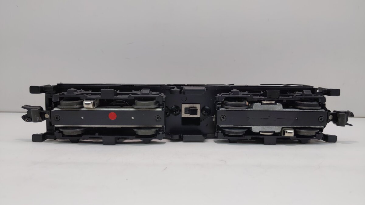 American Flyer 6-48005 S Gauge Pennsylvania GP-9 Diesel Locomotive LN/Box