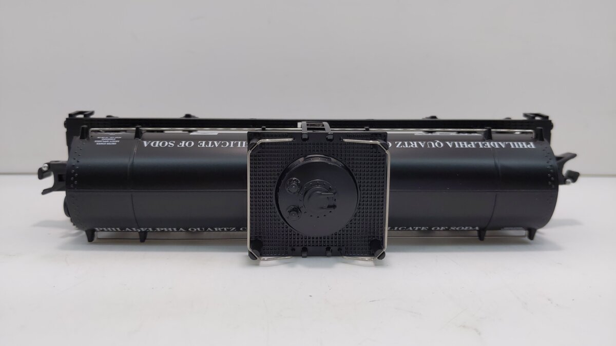 American Flyer 6-48421 S Gauge Philadelphia Quartz Tank Car #807