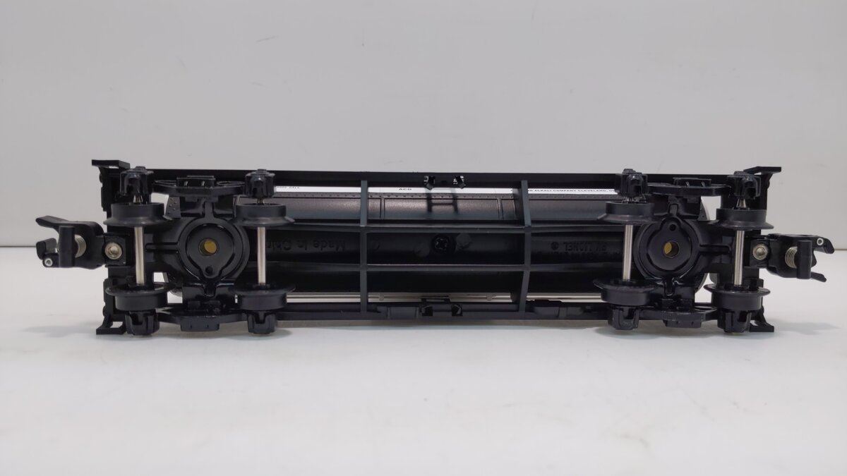 American Flyer 6-48413 S Gauge Diamond Chemicals Single Dome Tank Car LN/Box