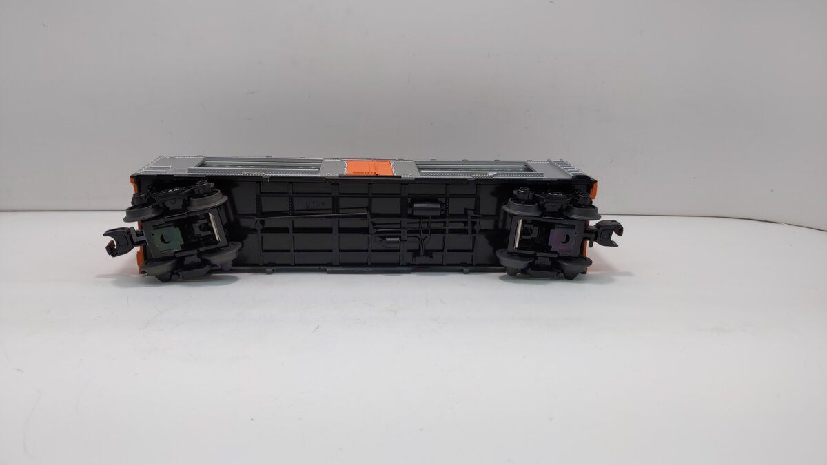 MTH 30-74293 O Gauge Harely-Davidson 40' Window Box Car with 2 2001 Road King LN/Box