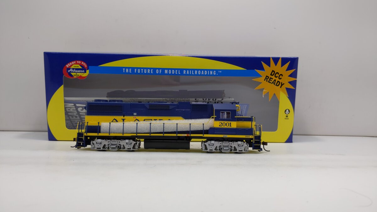 Athearn 29316 HO Alaska Railroad RTR GP38-2 Diesel Locomotive #2001 LN/Box