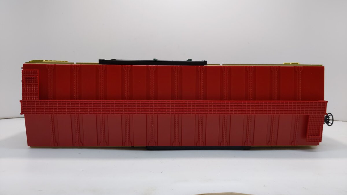 Lionel 8-87018 G Scale 2000 Christmas Boxcar #7001 LN/Box