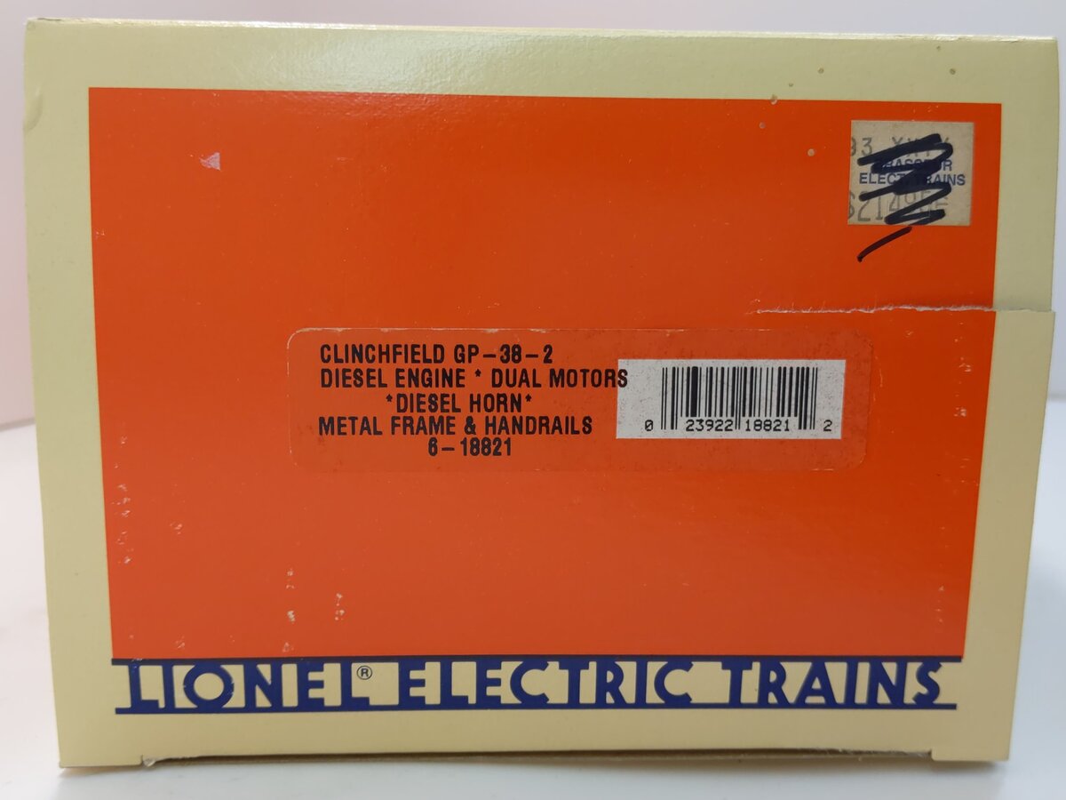 Lionel 6-18821 O Gauge Clinchfield GP-38-2 Diesel Locomotive #6005 LN/Box