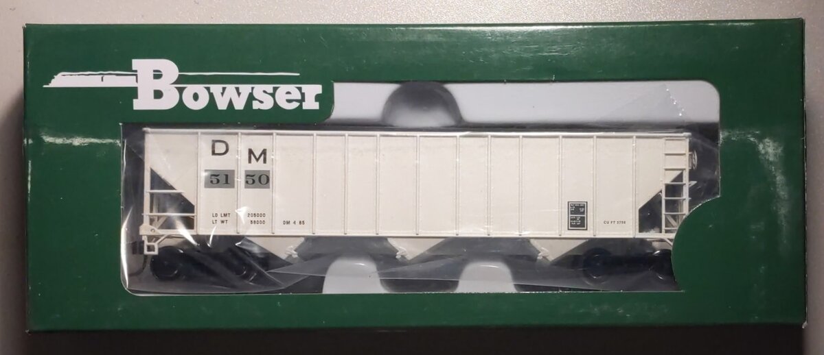 Bowser 41716 HO Scale Detroit & Mackinac 100 Ton 3-Bay Hopper Car #5150