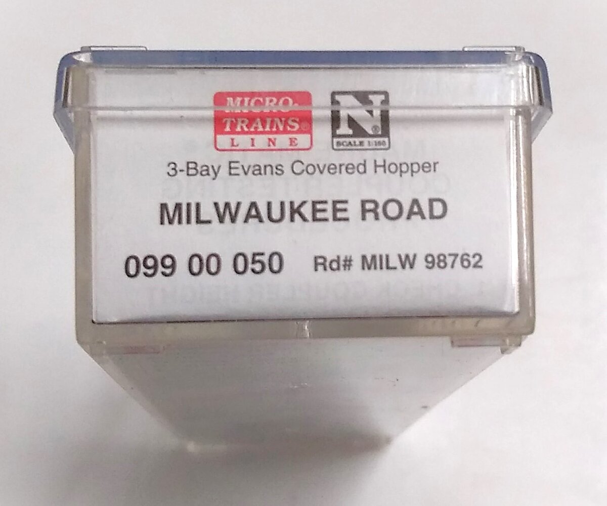 Micro-Trains 09900050 N Milwaukee Road 3-Bay Evans Covered Hopper #98762 LN/Box