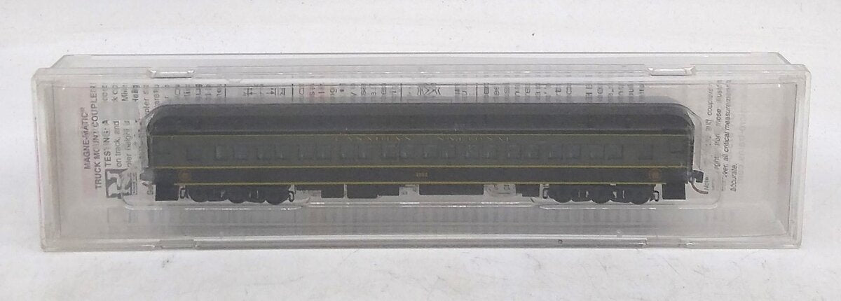 Micro Trains 14500150 N CN 78' Heavyweight Paired Window Coach Car #4962