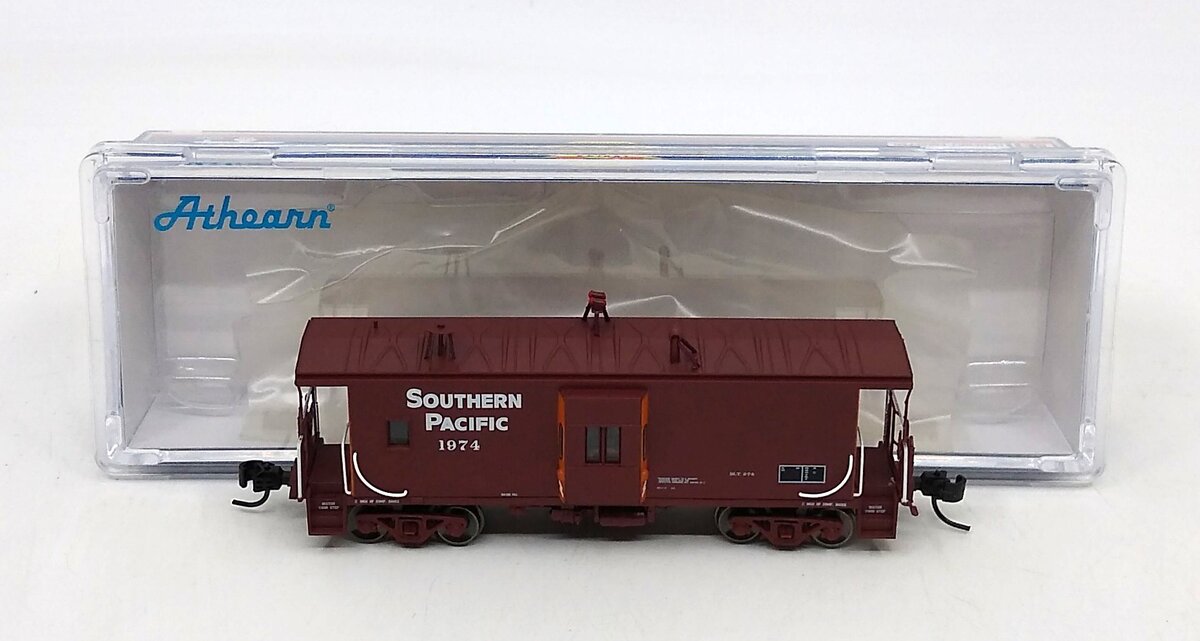 Athearn 23127 N Southern Pacific Bay Window Caboose Car #1974