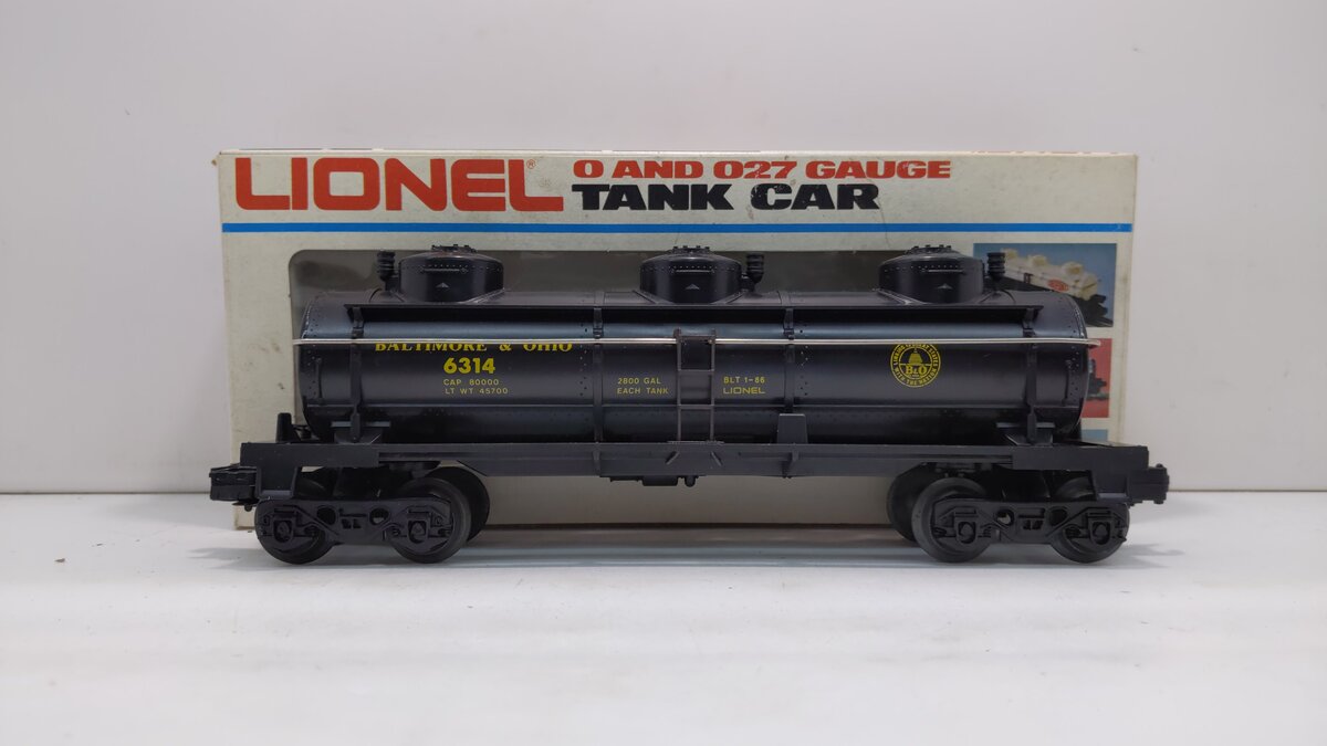 Lionel 6-6314 O Gauge Baltimore & Ohio Triple Dome Tank Car