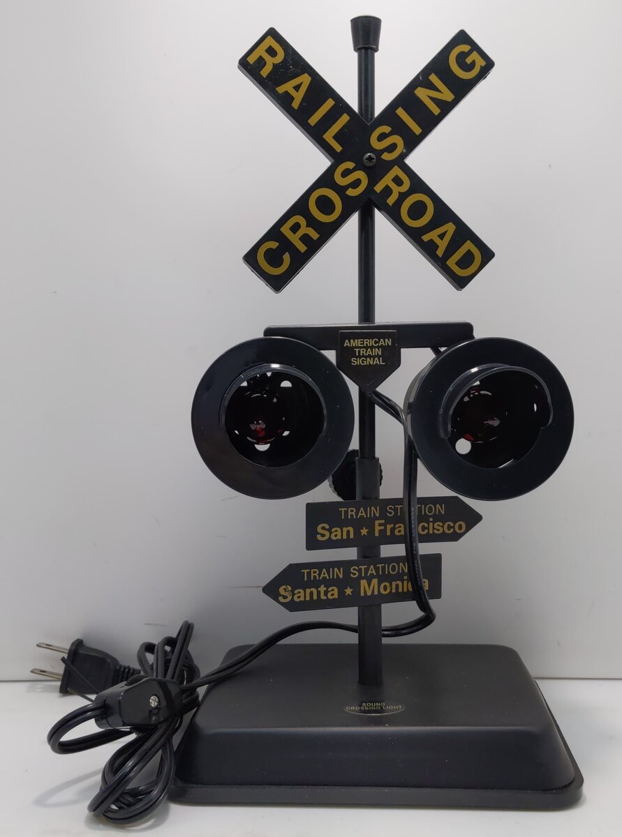 CHH Quality Products 7706 Railroad Crossing Light w/Sound