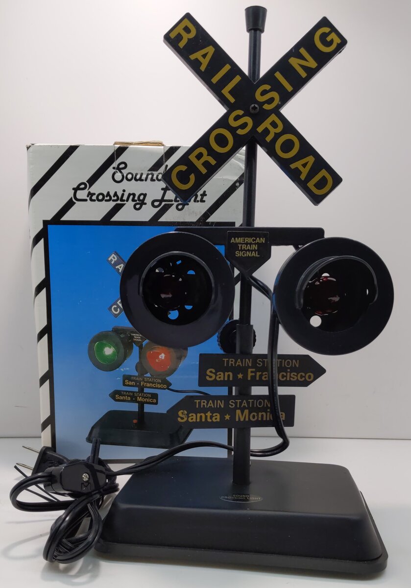 CHH Quality Products 7706 Railroad Crossing Light w/Sound
