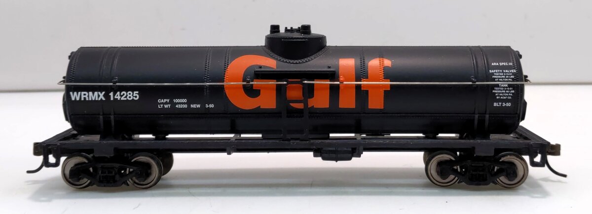 Walthers 931-1612 HO Gulf Oil Company 40' Tank Car #14285 - Ready to Run EX/Box