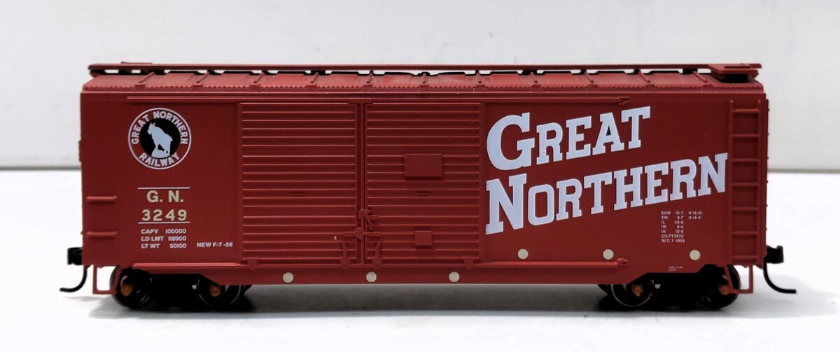 Athearn 70461 HO Great Northern 40' Double-Door Box Car #3249