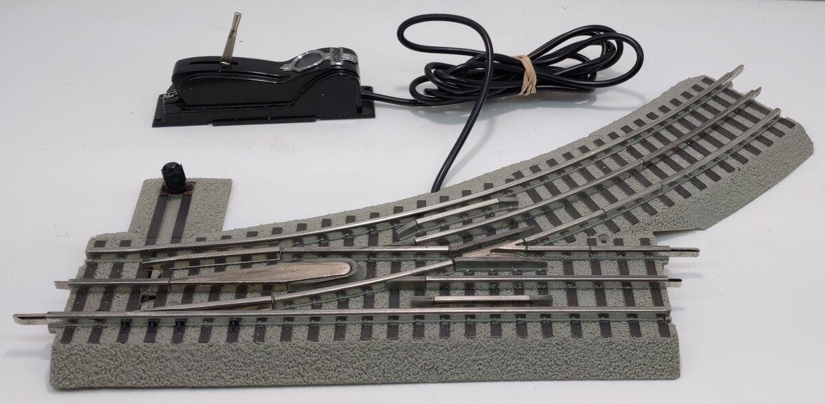 Lionel 6-12045 O36 Left Hand Remote-Control FasTrack Curved Switch Turnout EX/Box